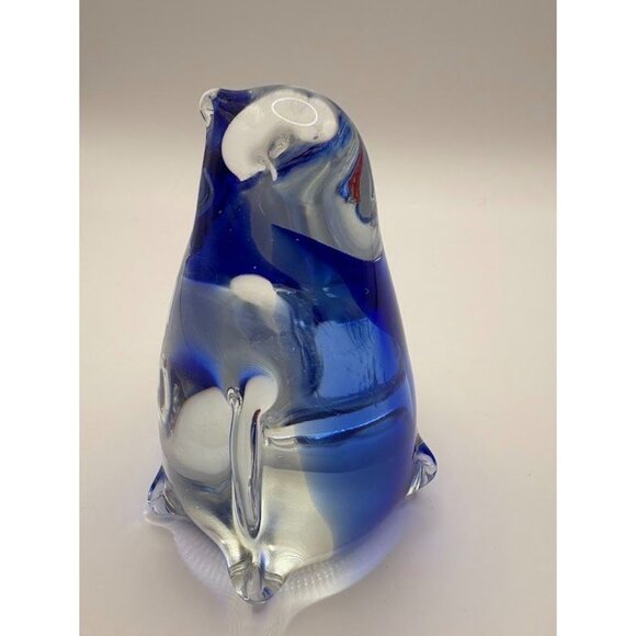 Murano Sommerso Glass Penguin Paperweight Sculpture with Fish Inside - Picture 6 of 9